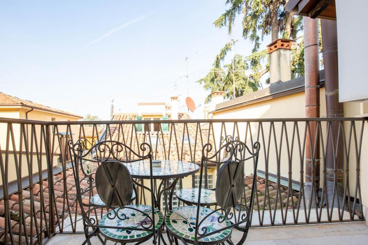 Santo Stefano Apartments - Bolognarooms Bagian luar foto
